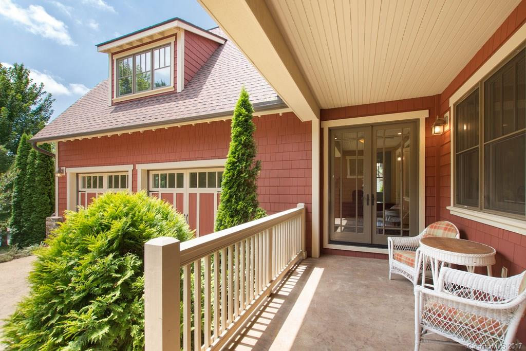 8 Applewood Drive - Photo 2