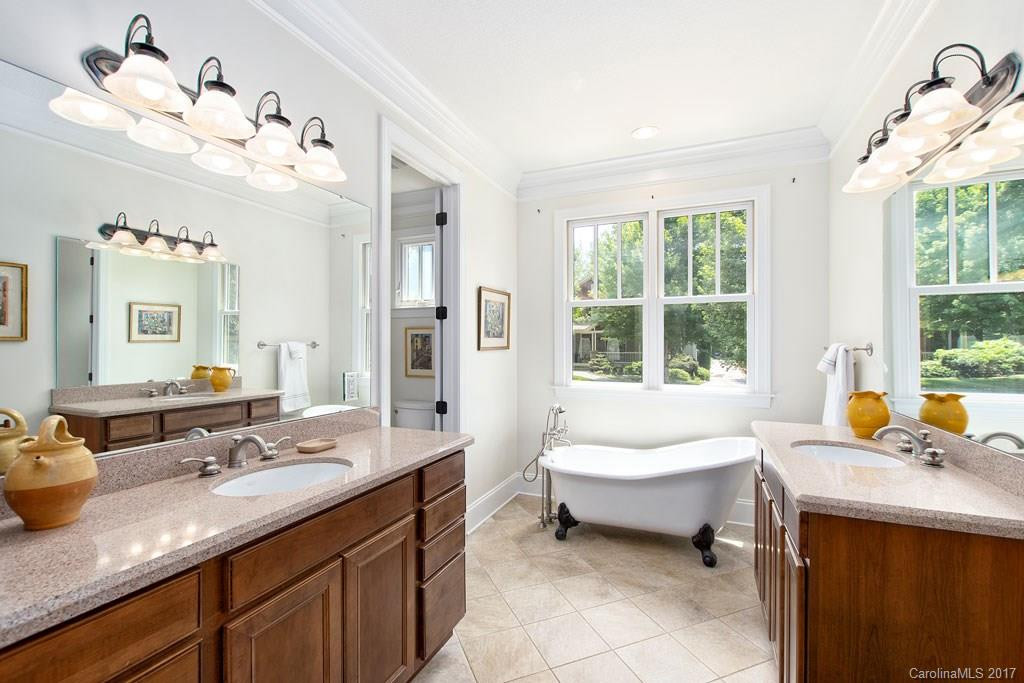 8 Applewood Drive - Photo 13