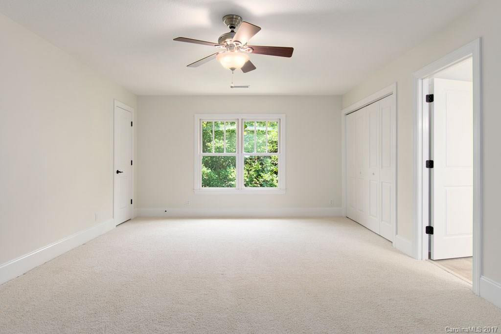 8 Applewood Drive - Photo 16