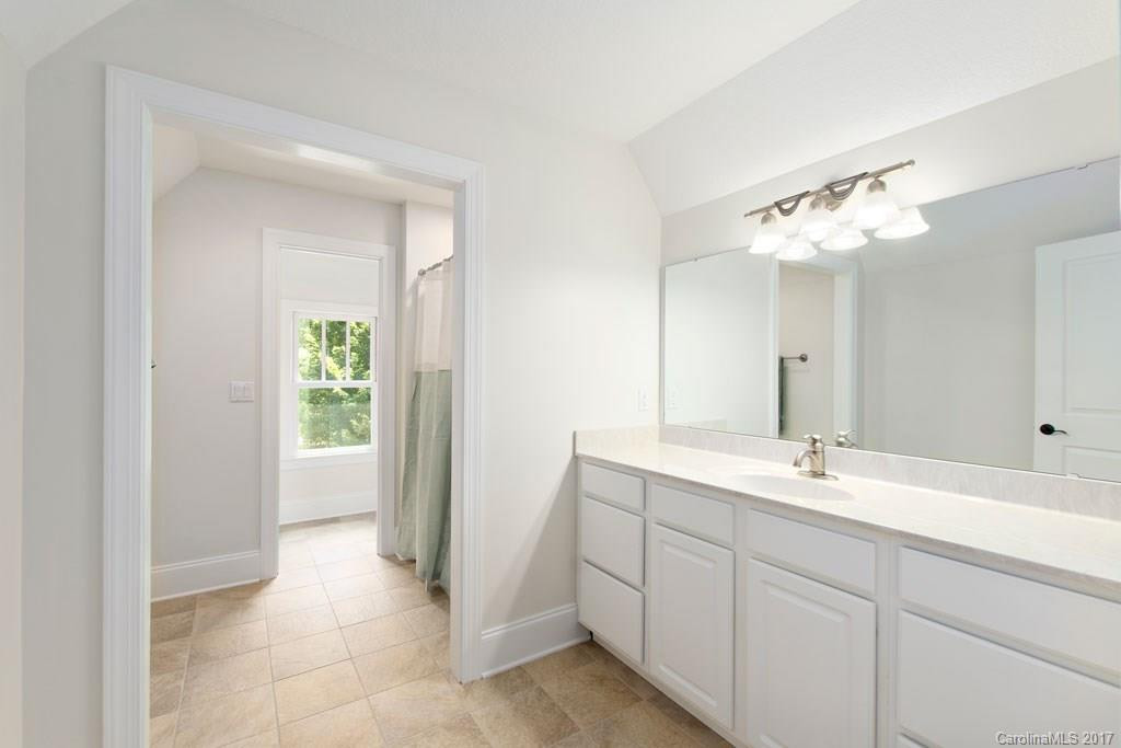 8 Applewood Drive - Photo 17