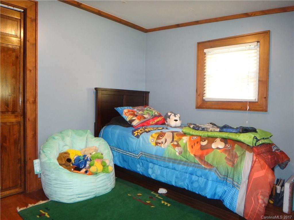 25 Elliott Road - Photo 17