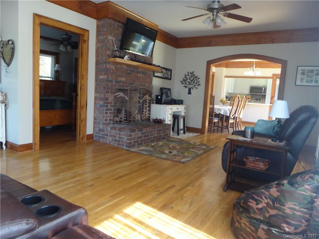 25 Elliott Road - Photo 4