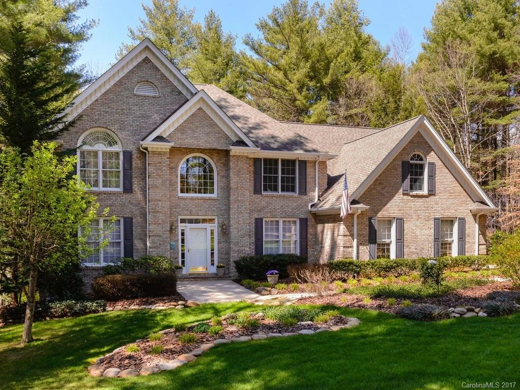 7 Dunnwoody Court