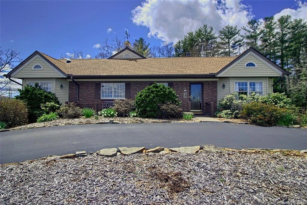 29 Amber Drive