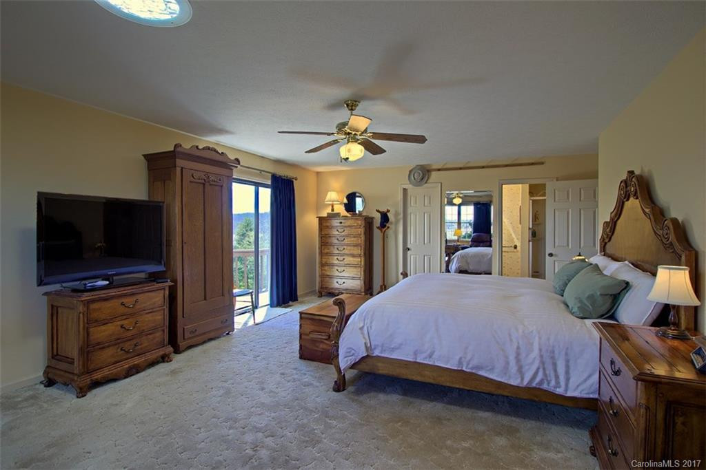 29 Amber Drive - Photo 13