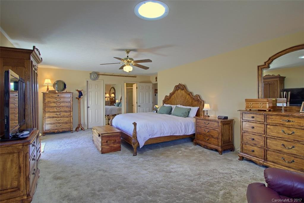 29 Amber Drive - Photo 14