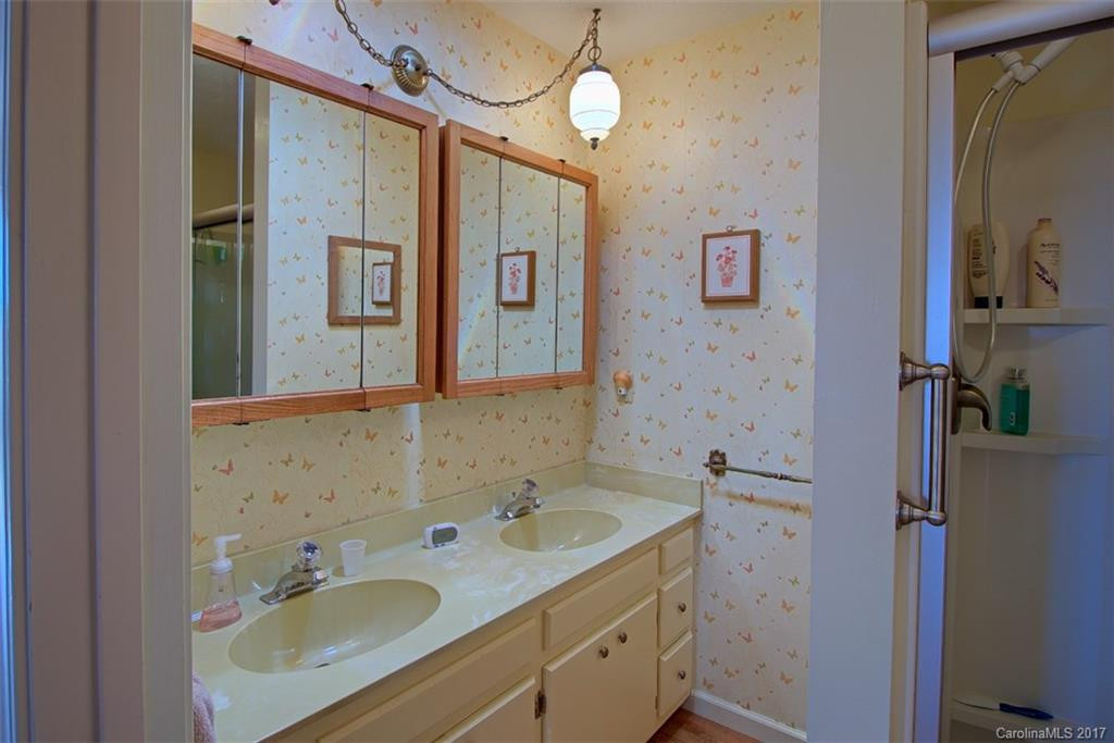 29 Amber Drive - Photo 15