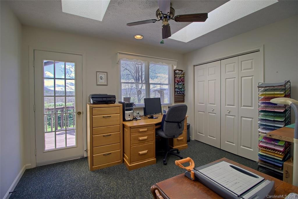 29 Amber Drive - Photo 18