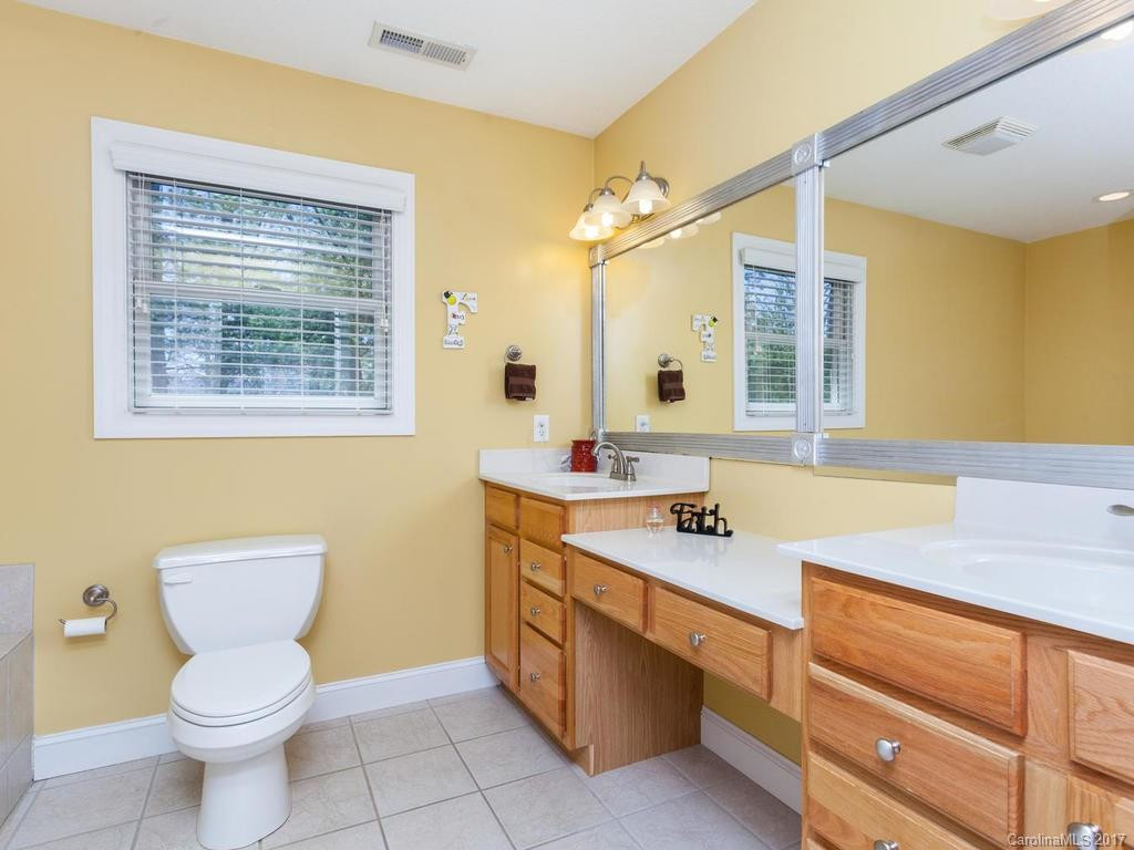 61 Jupiter Hills Drive - Photo 15