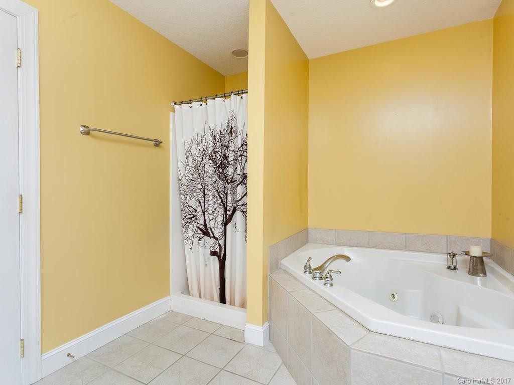 61 Jupiter Hills Drive - Photo 16