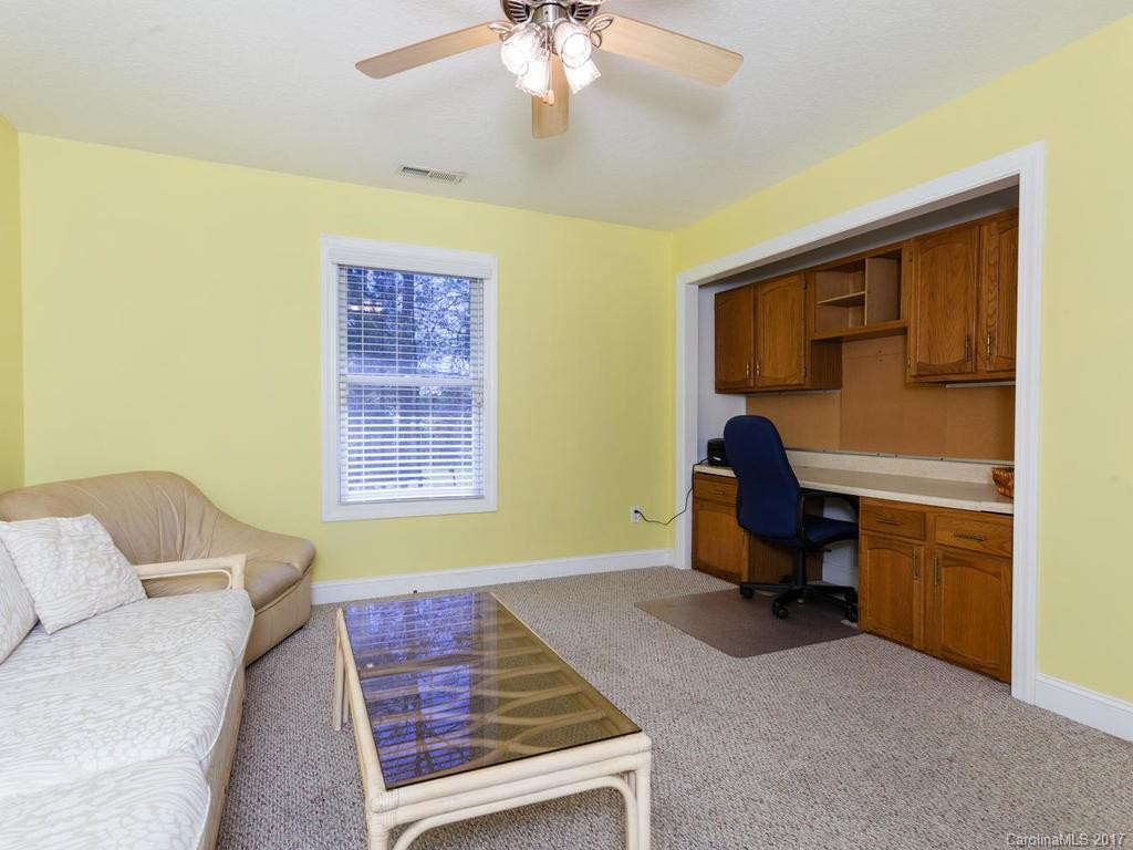 61 Jupiter Hills Drive - Photo 17