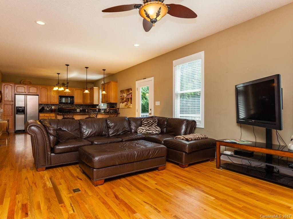 61 Jupiter Hills Drive - Photo 5