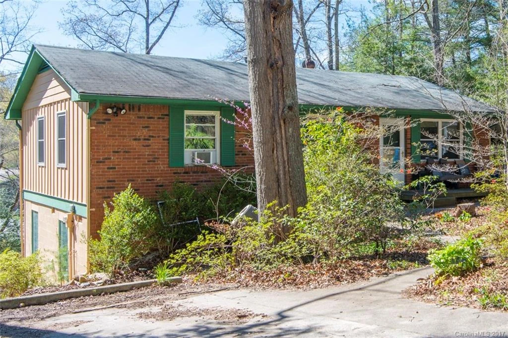 28 Evelake Drive