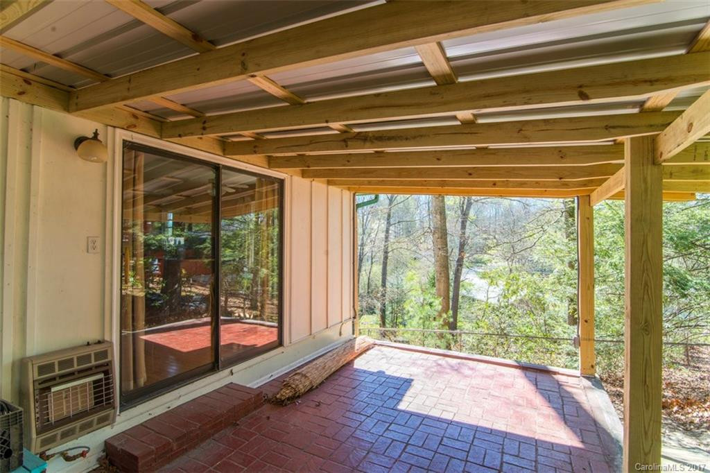 28 Evelake Drive - Photo 9