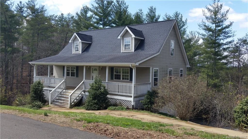 10 Hampton Drive
