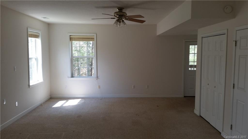 10 Hampton Drive - Photo 11