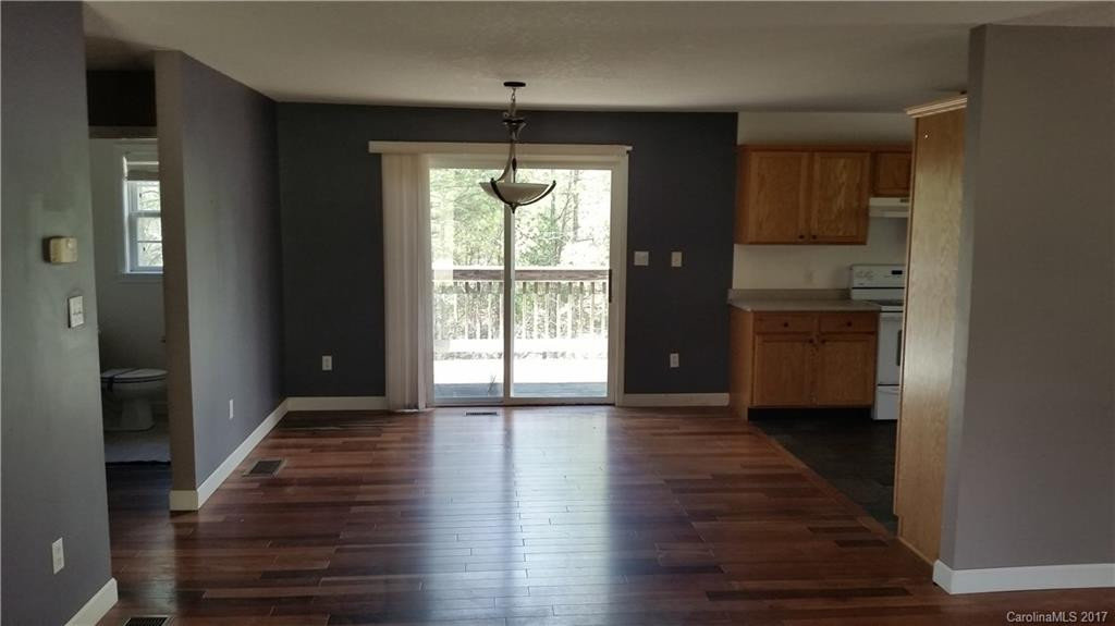 10 Hampton Drive - Photo 5