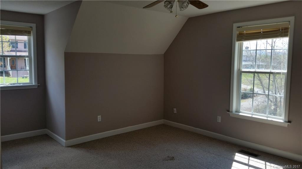 10 Hampton Drive - Photo 6