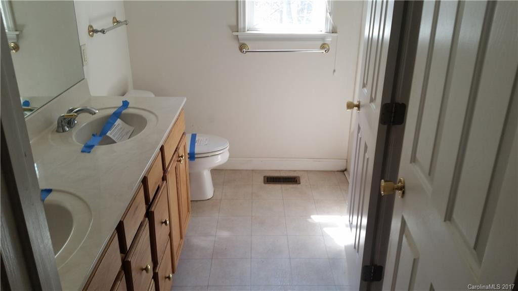 10 Hampton Drive - Photo 9