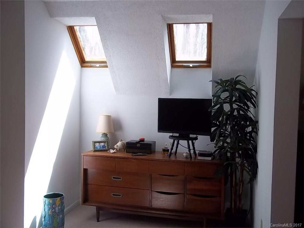 77 Selu Court #17 - Photo 15