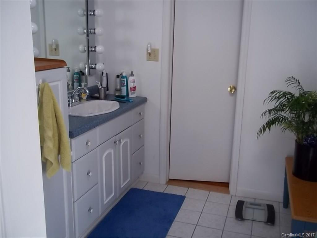 77 Selu Court #17 - Photo 17