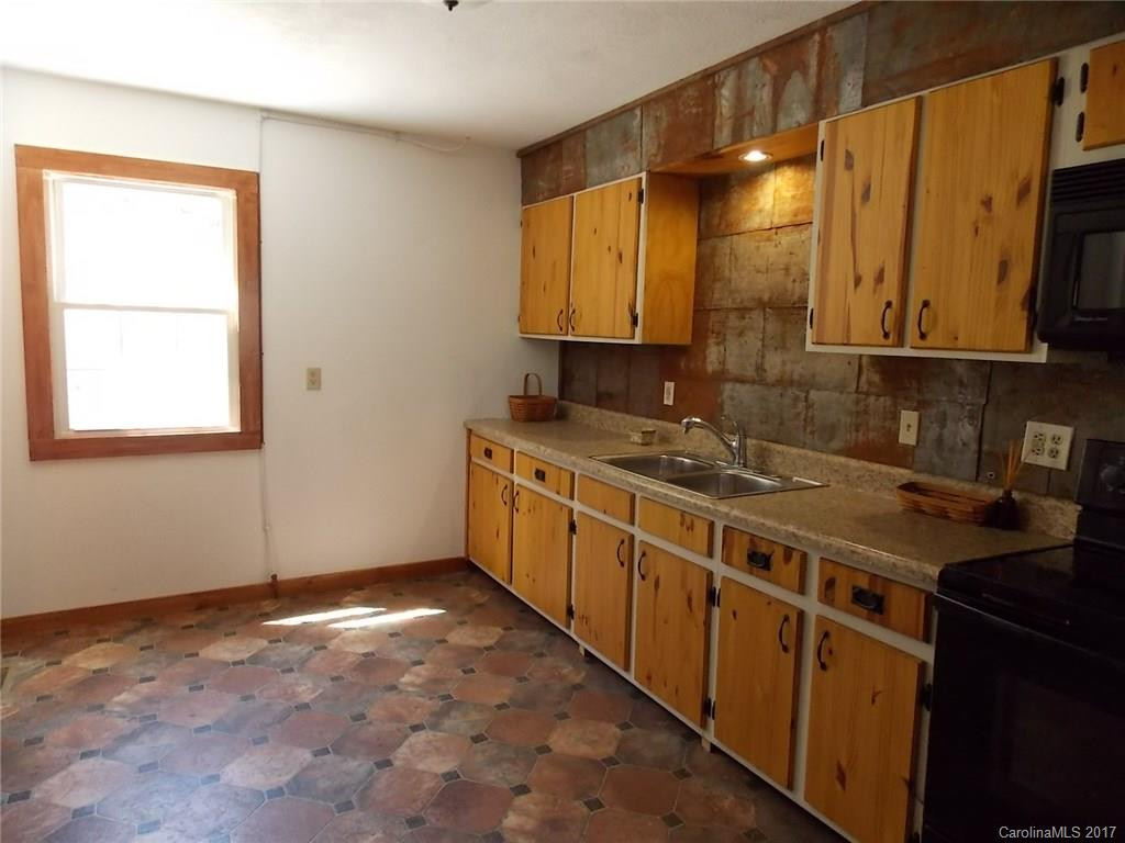 32 Arrowood Road - Photo 8