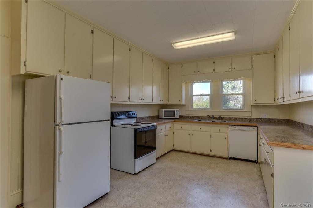6611 Hudlow Road - Photo 8