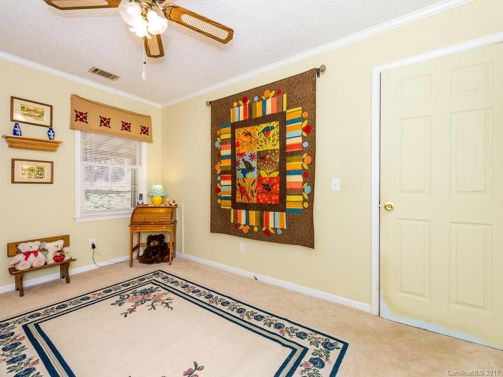 171 Driftwood Lane - Photo 18