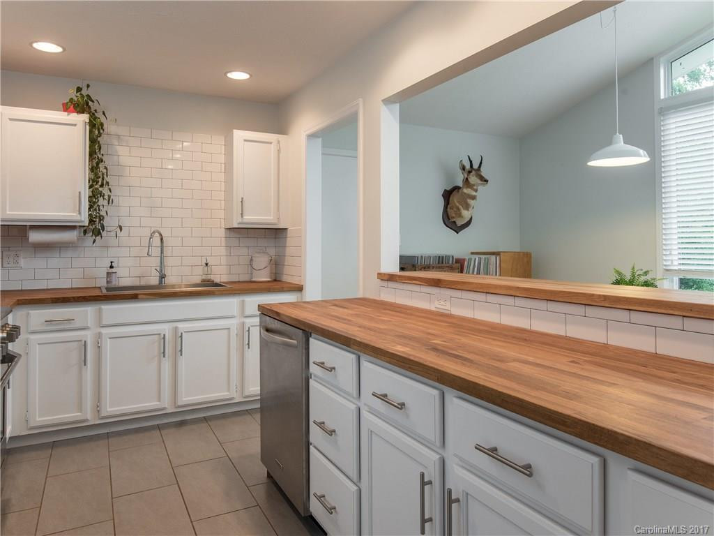 74 Baker Place - Photo 12