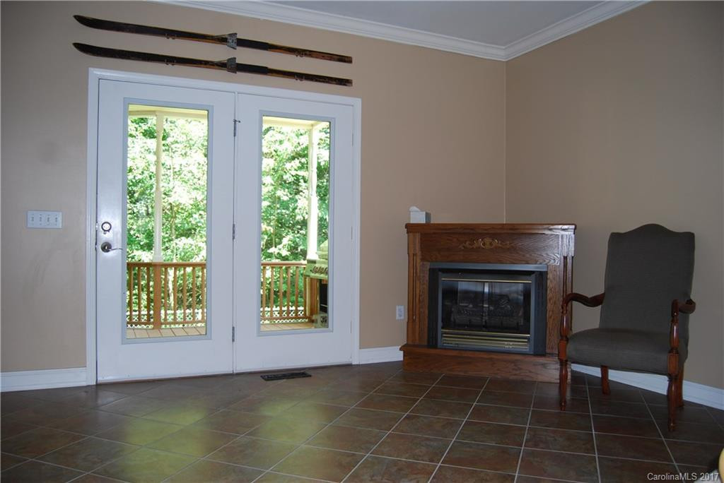131 Maple Ridge Drive - Photo 12