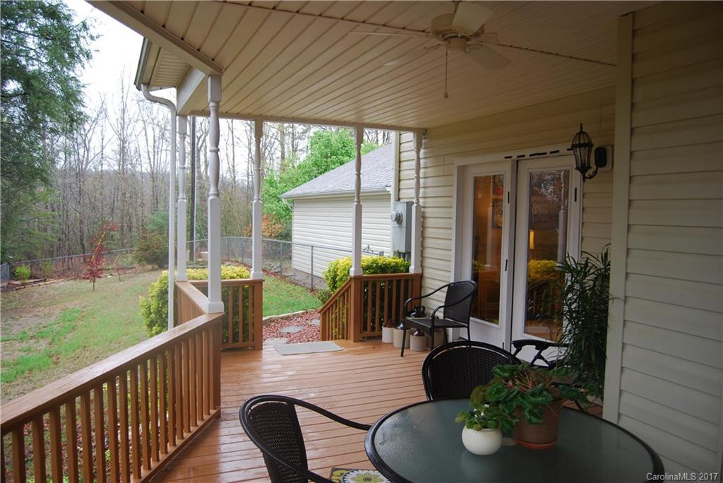 131 Maple Ridge Drive - Photo 3