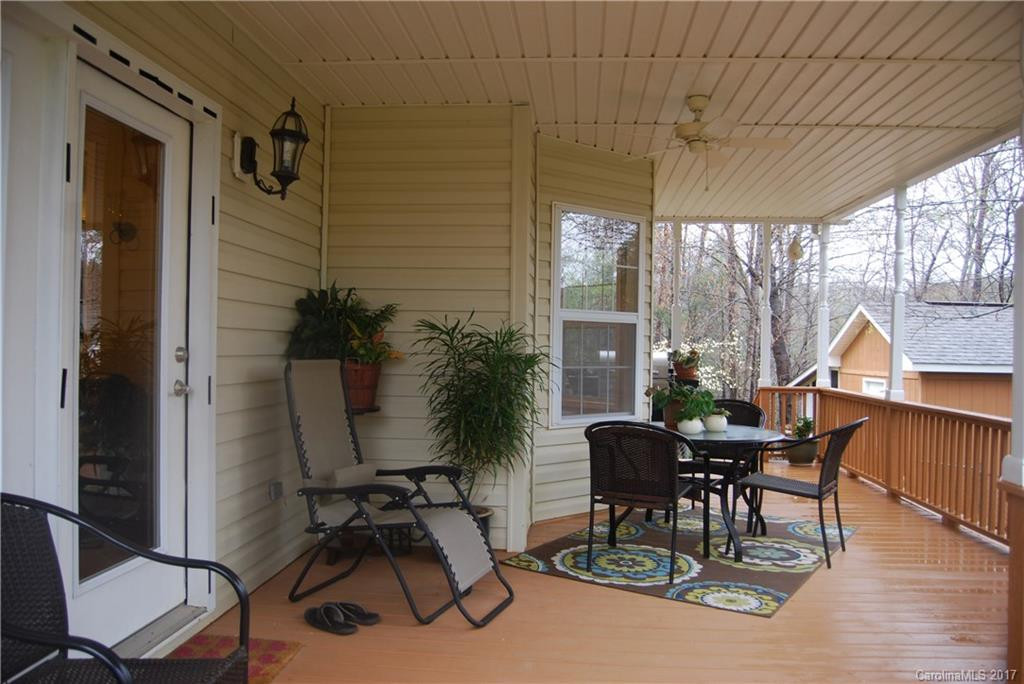 131 Maple Ridge Drive - Photo 4