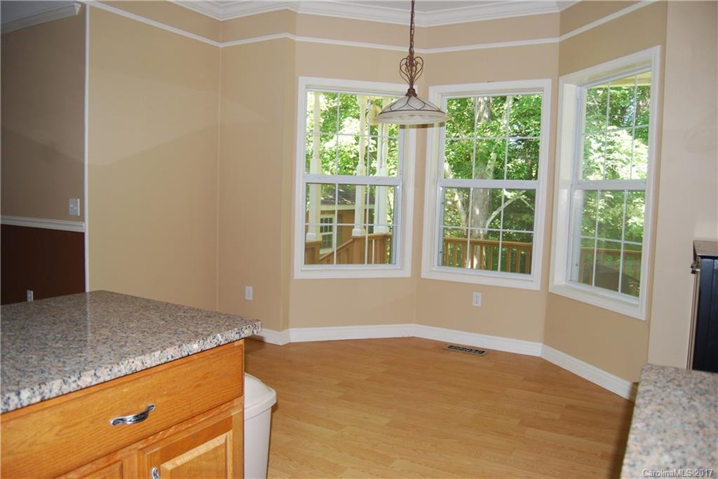 131 Maple Ridge Drive - Photo 10
