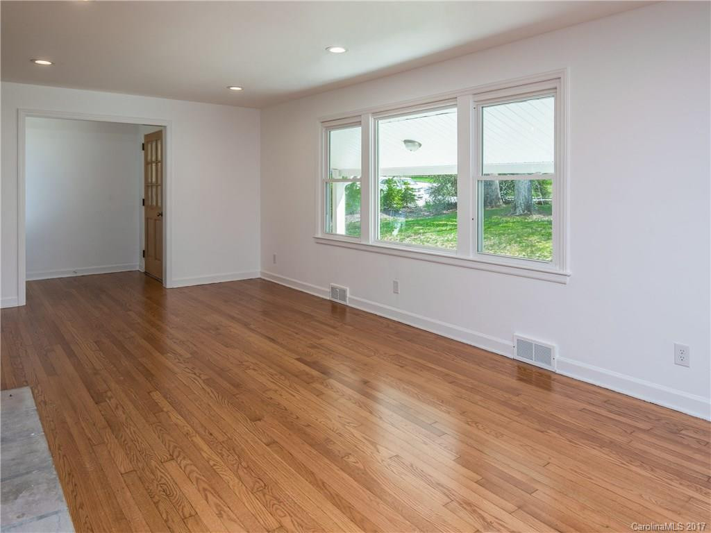 32 Oak Forest Drive - Photo 5