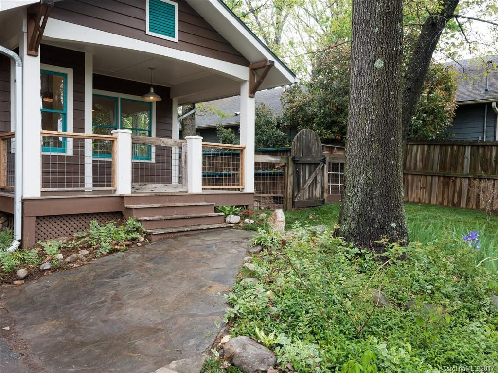 236 Courtland Place - Photo 2
