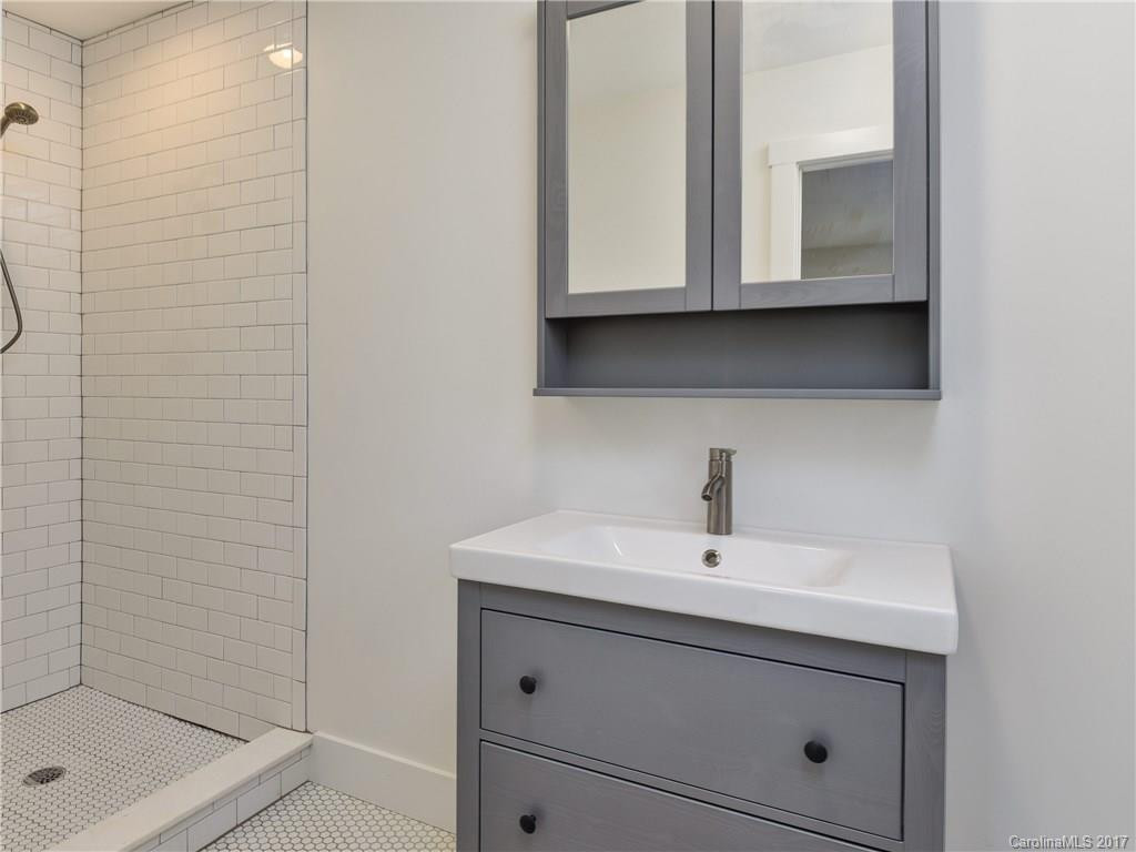 236 Courtland Place - Photo 14
