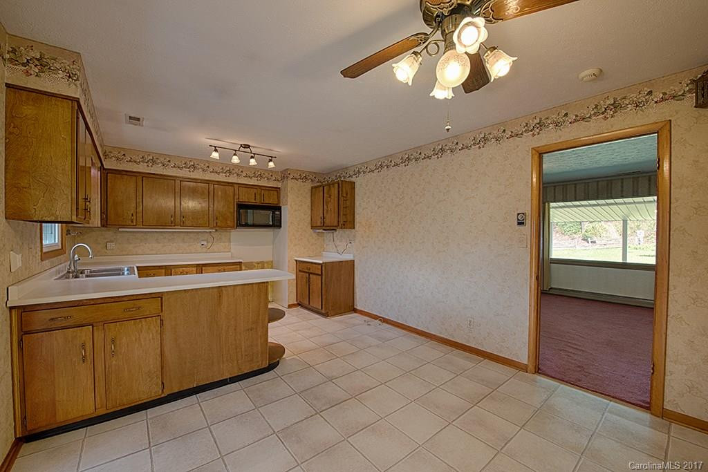 194 Holston Village Road - Photo 8