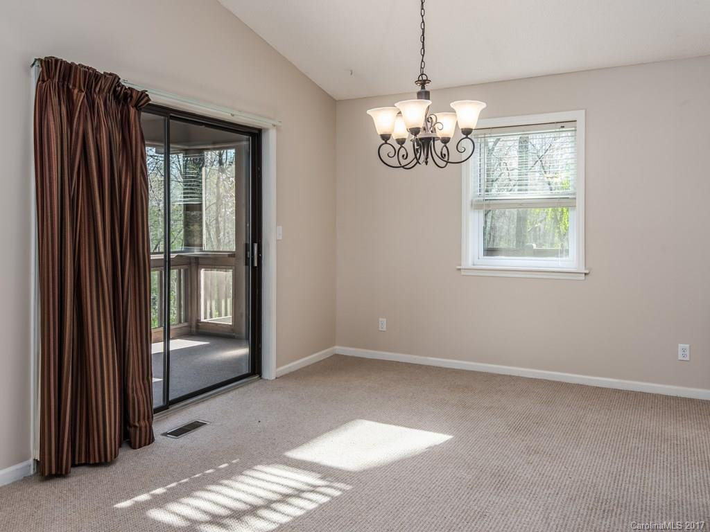 3016 Chestnut Tree Road - Photo 11