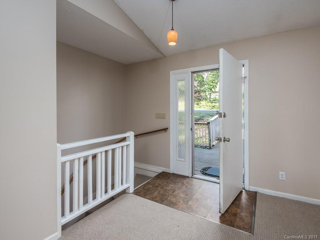 3016 Chestnut Tree Road - Photo 4