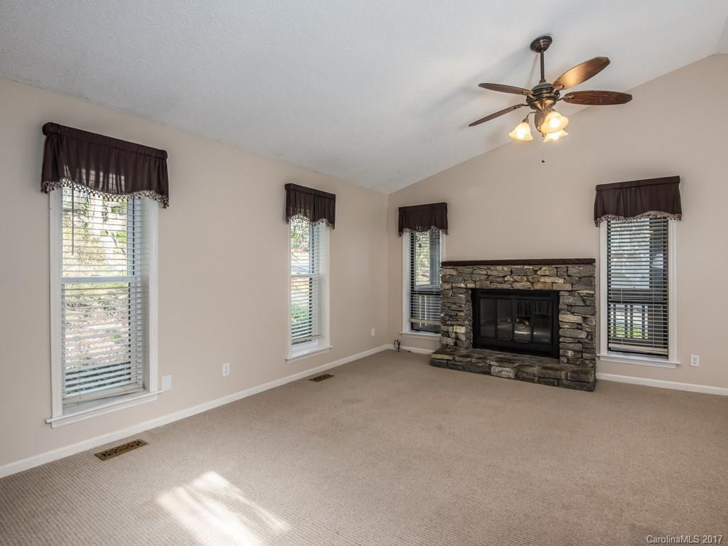 3016 Chestnut Tree Road - Photo 6