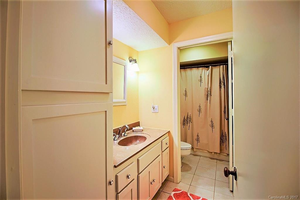 82 Laurelwood Circle #15 - Photo 15