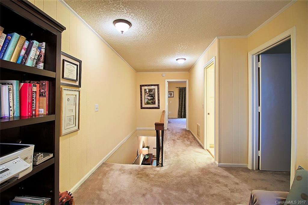 82 Laurelwood Circle #15 - Photo 18