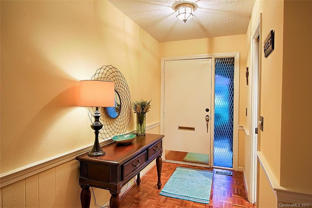 82 Laurelwood Circle #15 - Photo 9