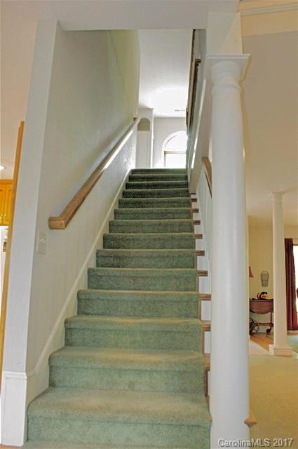 104 Lost Cove Drive - Photo 19