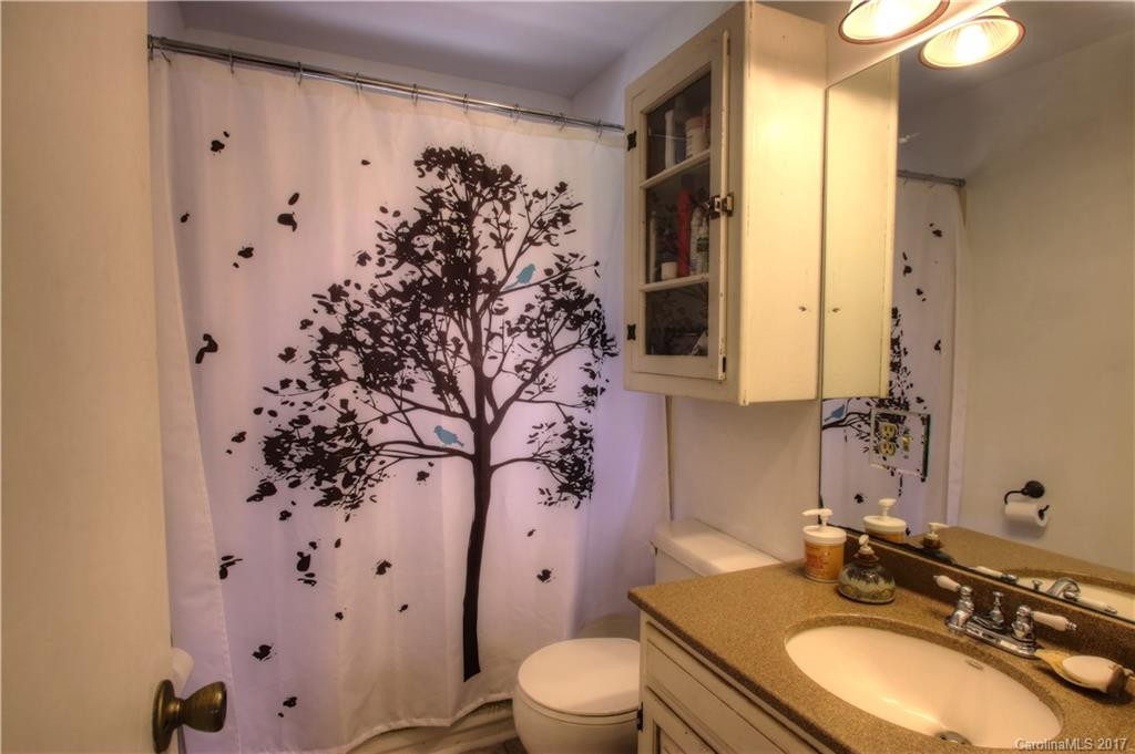 136 Echo Drive - Photo 11