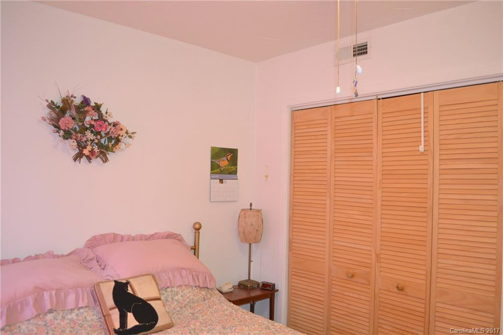 615 Biltmore Avenue #L-3 - Photo 12