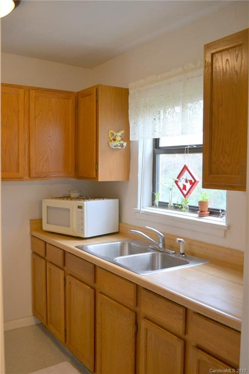 615 Biltmore Avenue #L-3 - Photo 6