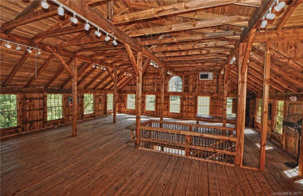 597 Fog Hollow Cove - Photo 16