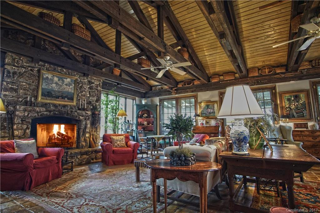 597 Fog Hollow Cove - Photo 3