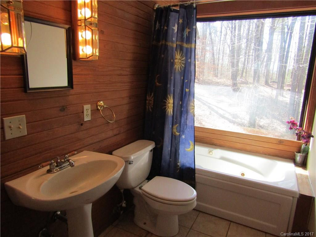 2561 Lower Gabriels Creek Road - Photo 15